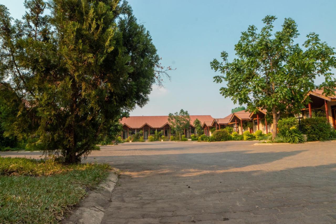 Shakespeare Court Serviced Apartments Lusaka Exterior photo